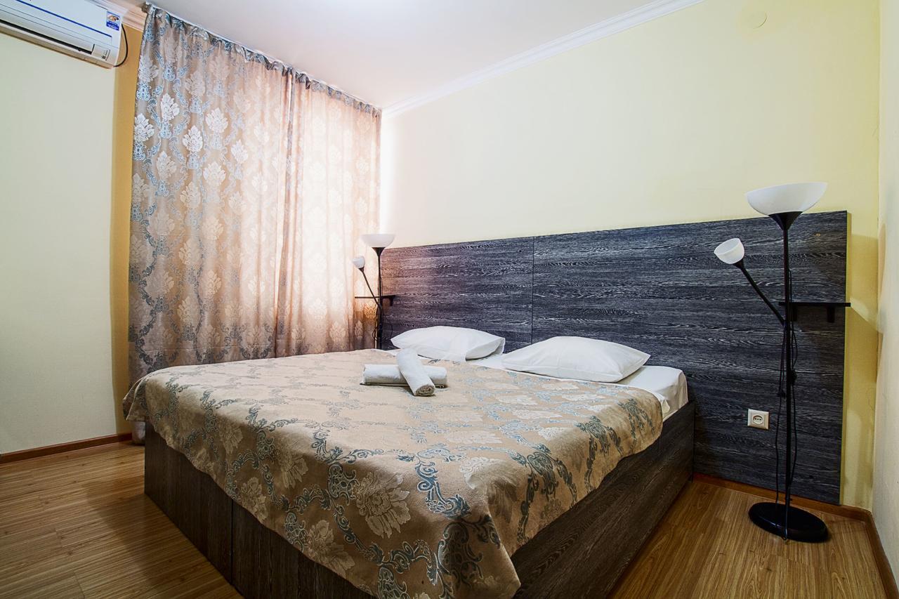 Bereket Hotel Astana Buitenkant foto